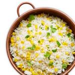 Белый рис с базиликом и кукурузой