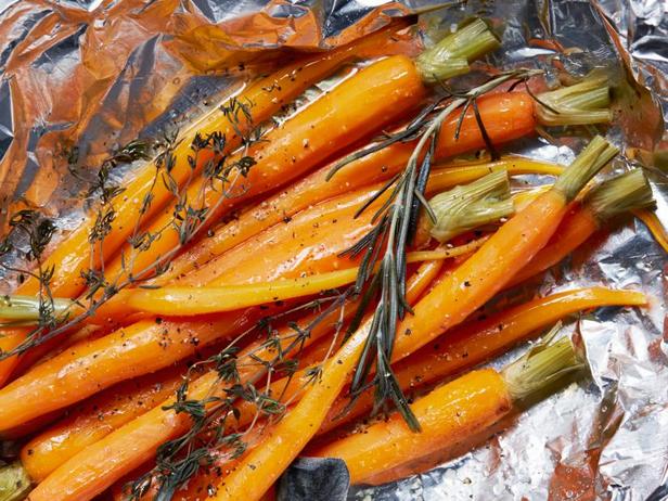 Как приготовить - Печёная морковь с травами