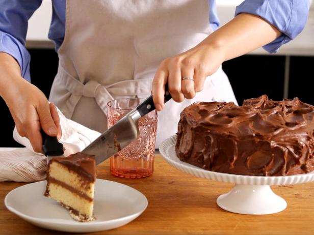 Как приготовить - Как покрыть торт кремом: пошаговая инструкция