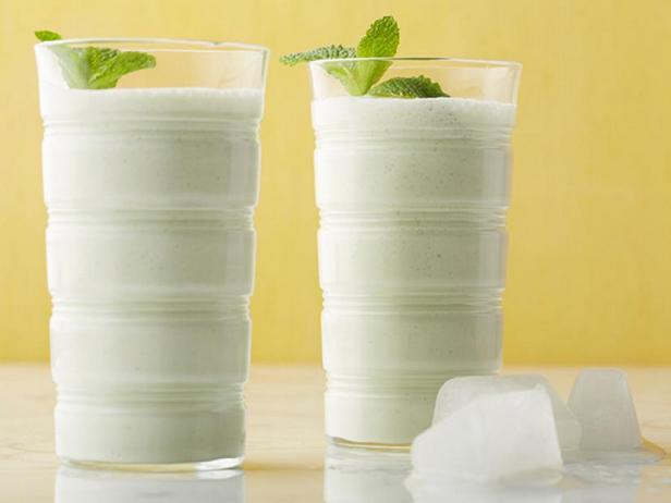 Как приготовить - Йогуртовый смузи с ванилью и кокосом