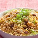 Традиционный китайский жареный рис