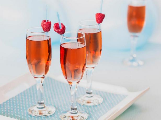 Как приготовить - Безалкогольное розовое шампанское