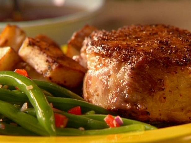 Как приготовить - Острая свиная корейка и картофель с розмарином в духовке
