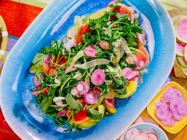 Как приготовить - Весенний салат из редиса