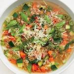 Весенний овощной суп с полбой