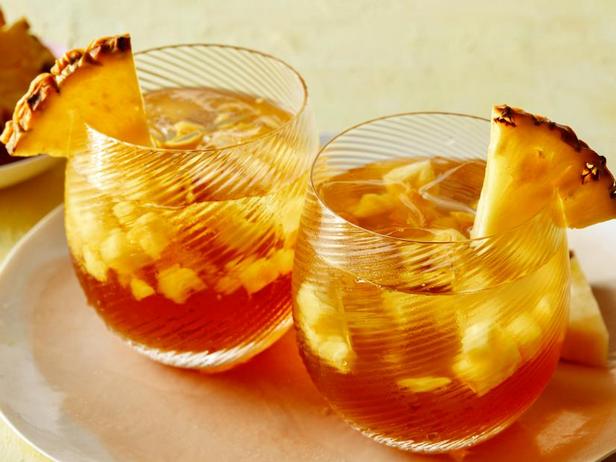 Фото Безалкогольный ананасово-тамариндовый коктейль