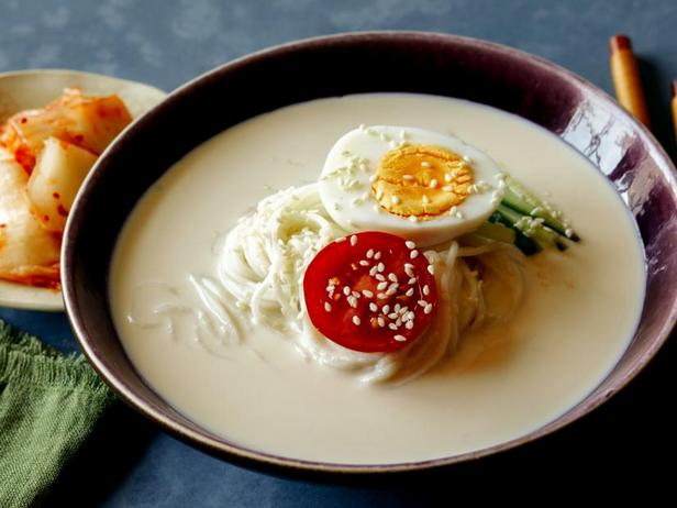 Как приготовить - Конкуксу (Холодная лапша сомен с соевым молоком по-корейски)