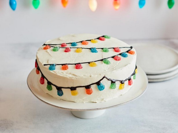 Торт «Новогодняя гирлянда»
